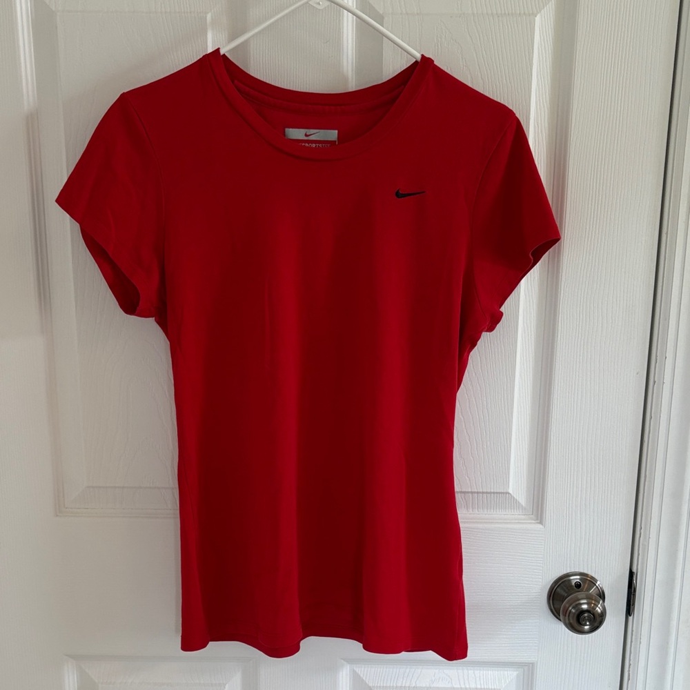 Nike Women's Scarlet Short Sleeve Tee